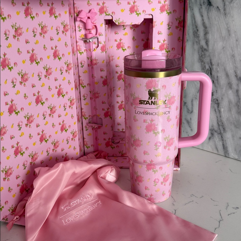 Viral LoveShackFancy x Stanley 30 oz Tumbler in Ibiza Sunset NWT 🎀✨